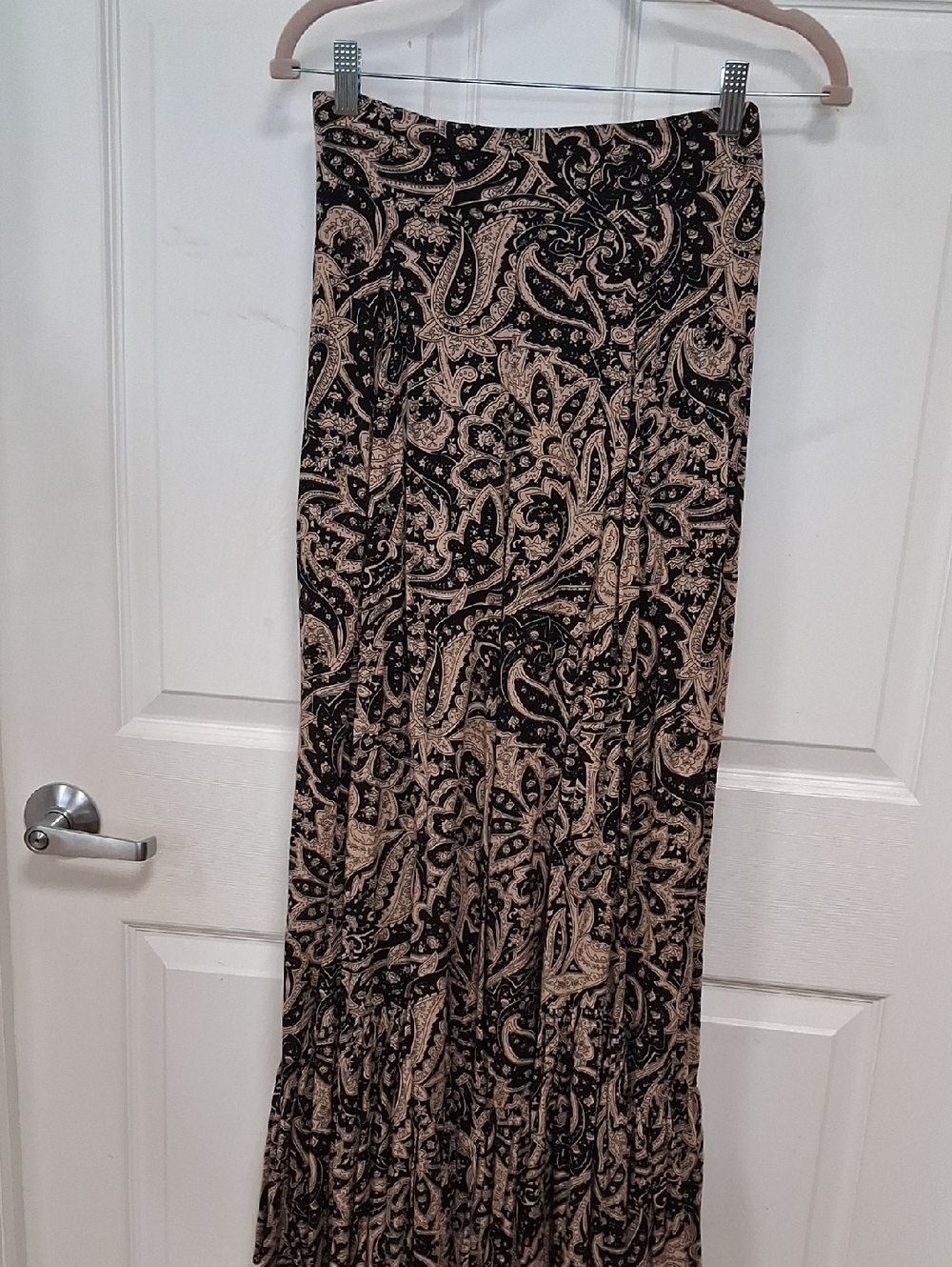 Bluivy Black and Tan Paisley Wide Legs